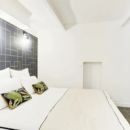Convinient Souplex Basement 5mn Near Metro And Montmartre * Paris